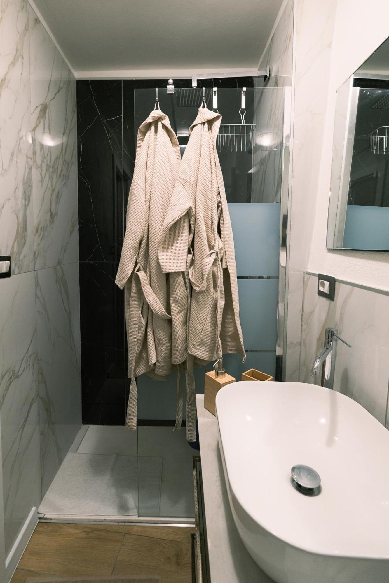 Mary House Apartment บารี ภายนอก รูปภาพ